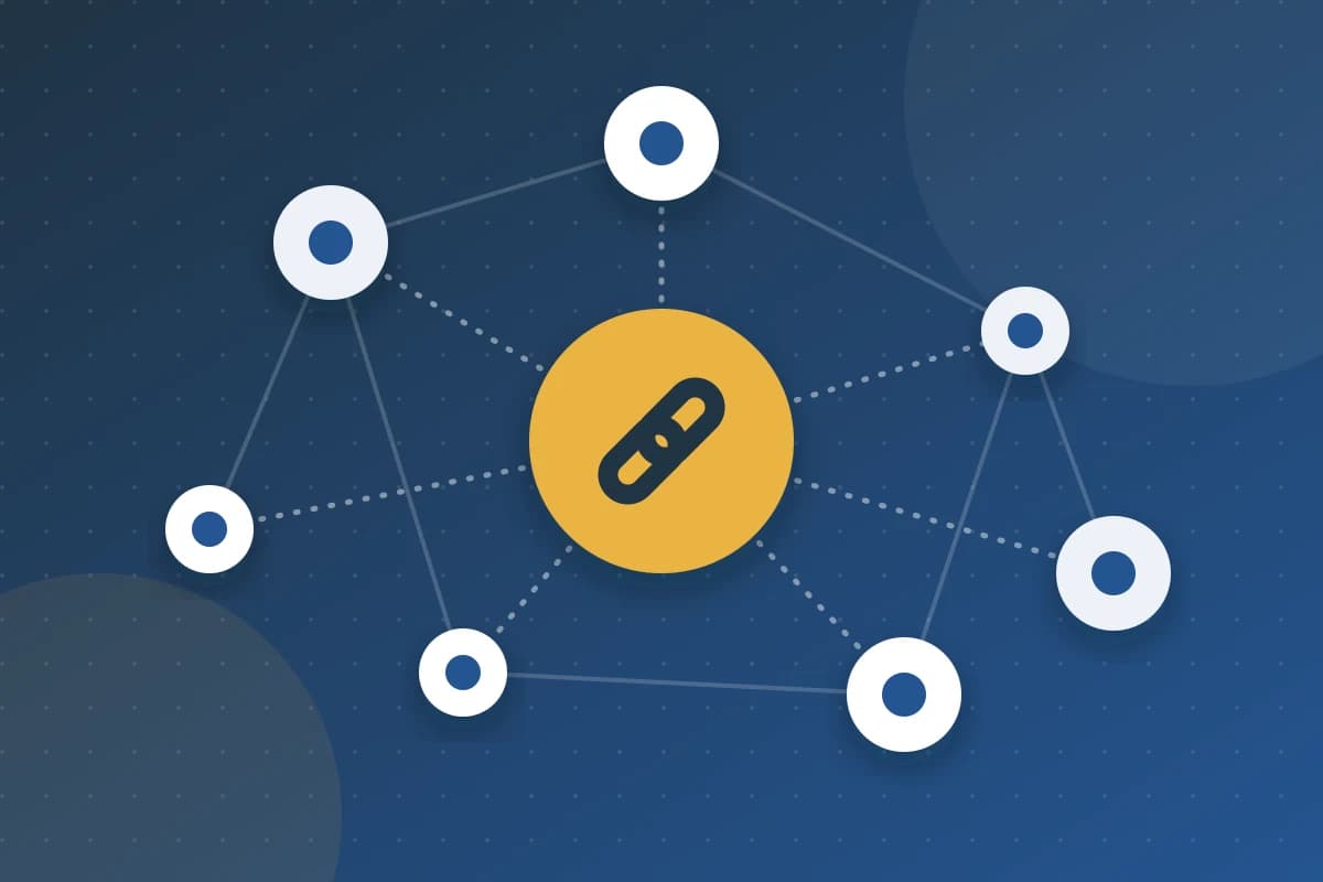 Network of connected websites with a link at the center